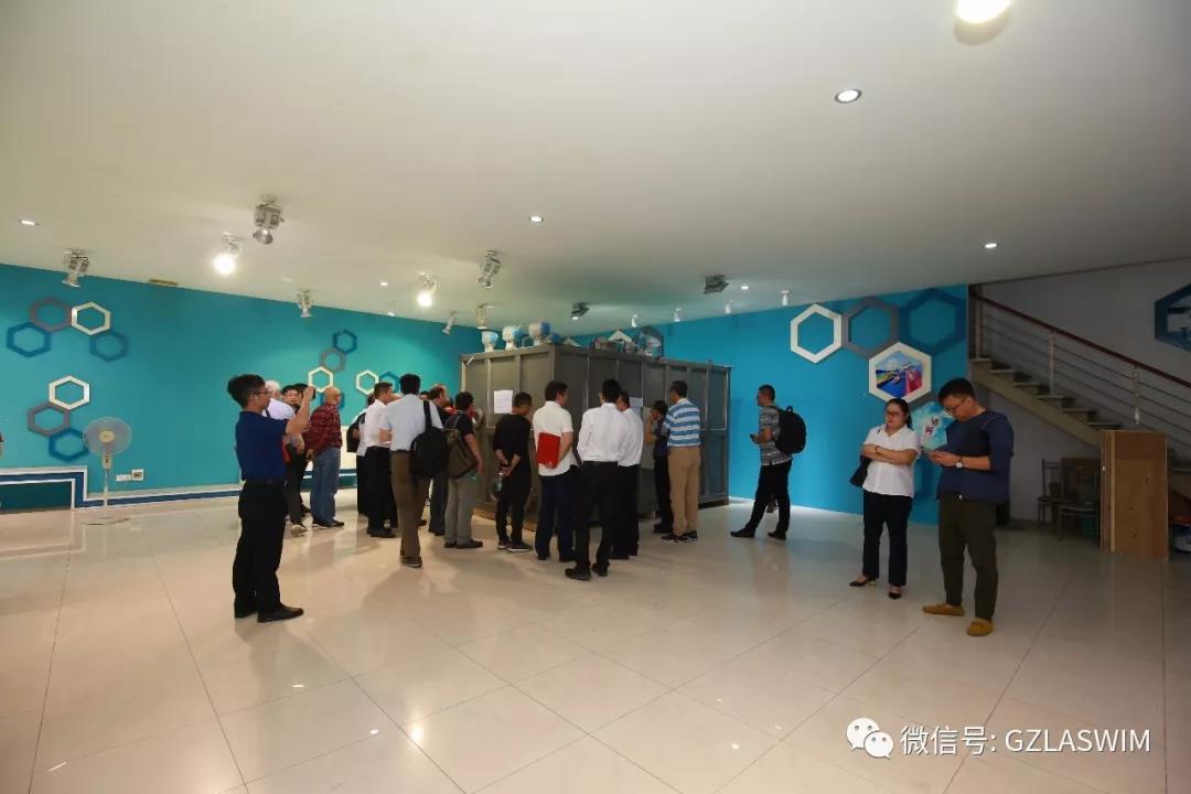 热烈祝贺建筑水环境技术研发中心成立并举行揭牌仪式！